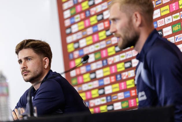 SOCCER - FIFA World Cup, WM, Weltmeisterschaft, Fussball 2026, preview SANTA BARBARA, CALIFORNIA,USA,07.JUN.26 - SOCCER - FIFA World Cup 2026, USA, Mexico, Canada, preview, Oesterreichischer Fussball-Bund, press conference, PK, Pressekonferenz team AUT. Image shows Romano Schmid and Konrad Laimer (AUT). GEPAxpictures xArminxRauthner