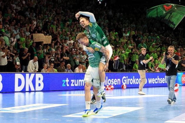 DEU, DHB, 1.HBL, Fuechse Berlin vs. Flensburg-Handewitt, 07.06.2026, Max-Schmeling-Halle, Berlin, DEU, DHB, 1.HBL, Fuechse Berlin vs. Flensburg-Handewitt, im Bild Lasse Andersson (Fuechse Berlin 11), Mathias Gidsel (Fuechse Berlin 19)