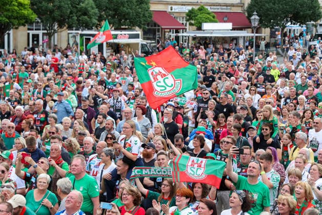 08.06.2026 ,xgox, Handball - Daikin HBL, Empfang und Feier am Rathaus mit dem SC Magdeburg emspor, v.l. Symbolfoto, Symbolbild, Symbol, Fans, Zuschauer, Publikum, Magdeburg Magdeburg