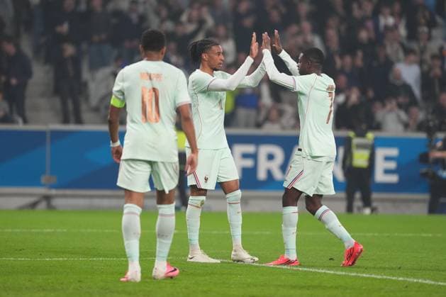 Michael Olise of France is congratulated by Ousmane Dembele of France after he puts his side 1-0 ahead France v Northern Ireland, International Friendly, Länderspiel, Nationalmannschaft Football, Decathlon Arena Stade Pierre-Mauroy, Lille, France - 08 Jun 2026Lille Decathlon Arena Stade Pierre-Mau France EDITORIAL USE ONLY No use with unauthorised audio, video, data, fixture lists, club league logos or live services. Online in-match use limited to 120 images, no video emulation. No use in betting, games or single club league player publications. Copyright: xDavexWinter Shutterstockx 16912920aw