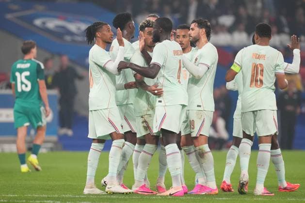 Michael Olise of France is congratulated after he puts his side 1-0 ahead France v Northern Ireland, International Friendly, Länderspiel, Nationalmannschaft Football, Decathlon Arena Stade Pierre-Mauroy, Lille, France - 08 Jun 2026Lille Decathlon Arena Stade Pierre-Mau France EDITORIAL USE ONLY No use with unauthorised audio, video, data, fixture lists, club league logos or live services. Online in-match use limited to 120 images, no video emulation. No use in betting, games or single club league player publications. Copyright: xDavexWinter Shutterstockx 16912920av