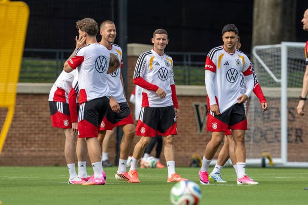 Team Arrival Germany, Base Camp, practice, FIFA World Cup, WM, Weltmeisterschaft, Fussball 2026, Winston-Salem NADIEM AMIRI, PASCAL GROSS and WALDEMAR ANTON of DFB practicing for the FIFA World Cup 2026 at Wake Forest University™s Spry Stadium in Winston-Salem, North Carolina, United States, June 8, 2026. WINSTON-SALEM Spry Stadium North Carolina USA Copyright: xPaulxMoreax 1R8A5723
