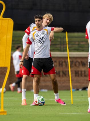 Team Arrival Germany, Base Camp, practice, FIFA World Cup, WM, Weltmeisterschaft, Fussball 2026, Winston-Salem NICK WOLTEMADE and ALEKSANDAR PAVLOVIC of DFB practicing for the FIFA World Cup 2026 at Wake Forest University™s Spry Stadium in Winston-Salem, North Carolina, United States, June 8, 2026. WINSTON-SALEM Spry Stadium North Carolina USA Copyright: xPaulxMoreax 1R8A6044