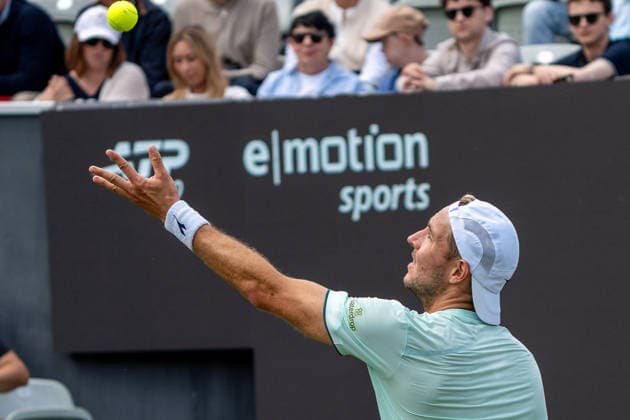 Jan-Lennard Struff, Jan-Lennard Struff vs. AlexisGalarneau, Tennis, ATP, Tennis Herren Turnier, Boss-Open, Center-Court, Sechzehntelfinale, 09.06.2026, Jan-Lennard Struff vs. AlexisGalarneau, Tennis, ATP-Turnier, Boss-Open, Center-Court, Sechzehntelfinale, 09.06.2026, Stuttgart
