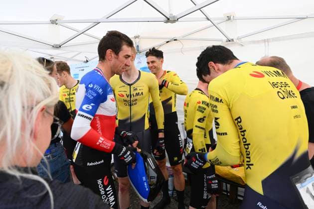 Tour Auvergne - Rhone-Alpes 2026 Stage 3 PERREUX, FRANCE - JUNE 09 : Jorgenson Matteo (USA) of Team Visma Lease a Bike, Affini Edoardo (ITA) of Team Visma Lease a Bike, Armirail Bruno (FRA) of Team Visma Lease a Bike, Hagenes Per Strand (NOR) of Team Visma Lease a Bike, Nordhagen Jorgen (NOR) of Team Visma Lease a Bike, Tulett Ben (GBR) of Team Visma Lease a Bike, Van Aert Wout (BEL) of Team Visma Lease a Bike during stage 3 of the 78th edition of Tour Auvergne - Rhone-Alpes an UCI World Tour 2.UWT Team Time Trial stage for Men Elite of 28.4 km with start in Perreux and finish in Perreux on June 9, 2026 in Perreux, France, 09 06 2026 ( Motordriver Guy De Vuyst - Perreux France Copyright: xVincentxKalutx