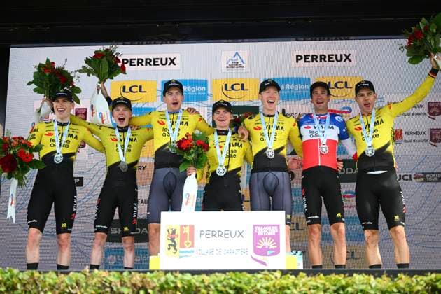 Tour Auvergne - Rhone-Alpes 2026 Stage 3 PERREUX, FRANCE - JUNE 09 : Jorgenson Matteo (USA) of Team Visma Lease a Bike, Affini Edoardo (ITA) of Team Visma Lease a Bike, Armirail Bruno (FRA) of Team Visma Lease a Bike, Hagenes Per Strand (NOR) of Team Visma Lease a Bike, Nordhagen Jorgen (NOR) of Team Visma Lease a Bike, Tulett Ben (GBR) of Team Visma Lease a Bike, Van Aert Wout (BEL) of Team Visma Lease a Bike pictured during the podium ceremony of stage 3 of the 78th edition of Tour Auvergne - Rhone-Alpes an UCI World Tour 2.UWT Team Time Trial stage for Men Elite of 28.4 km with start in Perreux and finish in Perreux on June 9, 2026 in Perreux, France, 09 06 2026 ( Motordriver Guy De Vuyst - Perreux France Copyright: xVincentxKalutx