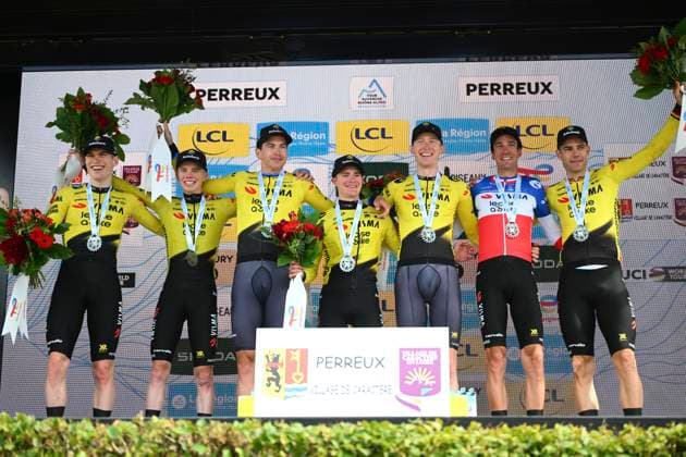 Tour Auvergne - Rhone-Alpes 2026 Stage 3 PERREUX, FRANCE - JUNE 09 : Jorgenson Matteo (USA) of Team Visma Lease a Bike, Affini Edoardo (ITA) of Team Visma Lease a Bike, Armirail Bruno (FRA) of Team Visma Lease a Bike, Hagenes Per Strand (NOR) of Team Visma Lease a Bike, Nordhagen Jorgen (NOR) of Team Visma Lease a Bike, Tulett Ben (GBR) of Team Visma Lease a Bike, Van Aert Wout (BEL) of Team Visma Lease a Bike pictured during the podium ceremony of stage 3 of the 78th edition of Tour Auvergne - Rhone-Alpes an UCI World Tour 2.UWT Team Time Trial stage for Men Elite of 28.4 km with start in Perreux and finish in Perreux on June 9, 2026 in Perreux, France, 09 06 2026 ( Motordriver Guy De Vuyst - Perreux France Copyright: xVincentxKalutx