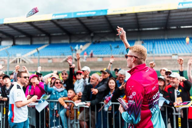 24 HEURES DU MANS 2026 - TUESDAY HANSES Julian (ger), Team Qatar by Iron Lynx, Mercedes-AMG LMGT3 62, LM GT3, portrait, autograph session, during the 24 Hours of Le Mans 2026, 3rd round of the 2026 FIA World Endurance Championship, on June 9, 2026 on the Circuit des 24 Heures du Mans in Le Mans, France - Copyright: xAndreaxLorenzinax
