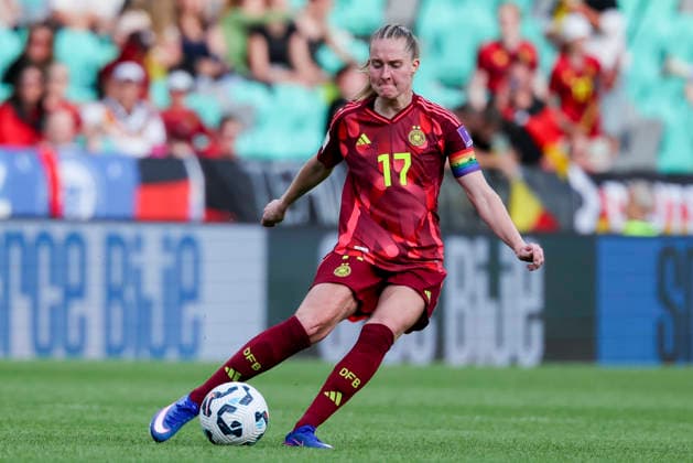 Janina Minge (Germany) kontrolliert den Ball, FIFA Women s World Cup 2027 Qualifier, Slovenia v Germany, Stadion Stozice am 09. June 2026 in Ljubljana, Slowenien. (Foto von Marco Steinbrenner DeFodi Images) Janina Minge (Germany) controls the ball, FIFA Women s World Cup 2027 Qualifier, Slovenia v Germany, Stadion Stozice, June 9, 2026 in Ljubljana, Slovenia. (Photo by Marco Steinbrenner DeFodi Images) -