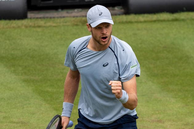 Yannick Hanfmann, Torjubel, Jubel, Freude, Emotionen, Geste, Mattia Bellucci vs. Yannick Hanfmann, Tennis, ATP, Tennis Herren Turnier, Boss-Open, Center-Court, Achtelfinale, 10.06.2026, Mattia Bellucci vs. Yannick Hanfmann, Tennis, ATP-Turnier, Boss-Open, Center-Court, Achtelfinale, 10.06.2026, Stuttgart