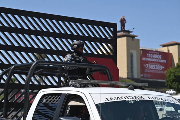 Iran National Football Team Tijuana Mexico FIFA World Cup, WM, Weltmeisterschaft, Fussball 2026 TIJUANA, MEXICO - JUNE 09: A member of the Mexican National Guard stand guard outside the Caliente Football Stadium on Tuesday, June 09, 2026 in Tijuana, Mexico, where Iran s national team, Nationalteam players are conducting their training sessions before their game in Los Angeles, California for the FIFA 2026 World Cup football tournament. Carlos A. Moreno Anadolu Tijuana Mexico. Editorial use only. Please get in touch for any other usage. Copyright: x2026xAnadoluxCarlosxA.xMorenox