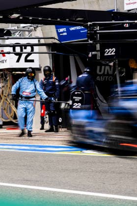24 HEURES DU MANS 2026 - FREE PRACTICE AND QUALIFIYING SESSION 22 LINDH Rasmus (swe), SAUCY Grà goire (swi), JENSEN Mikkel (dnk), United Autosports, Oreca 07 Gibson 22, LMP2, pitstop, arrêt aux stands during the Free Practice and Qualifying session of the 24 Hours of Le Mans 2026, 3rd round of the 2026 FIA World Endurance Championship, from June 10 to 11, 2026 on the Circuit des 24 Heures du Mans in Le Mans, France - Le MansFrance Copyright: xCharlyxLopezx
