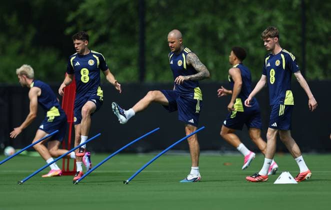 Lyndon Dykes of Scotland Scotland Training Session and press conference, PK, Pressekonferenz 2026 FIFA World Cup, WM, Weltmeisterschaft, Fussball Football, Atrium Health Performance Park, Charlotte, USA - 10 Jun 2026Charlotte Atrium Health Performance Park United States of America EDITORIAL USE ONLY No use with unauthorised audio, video, data, fixture lists, club league logos or live services. Online in-match use limited to 120 images, no video emulation. No use in betting, games or single club league player publications. Copyright: xMichaelxZemanek Shutterstockx 16919987f
