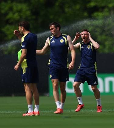 Andy Robertson of Scotland reacts Scotland Training Session and press conference, PK, Pressekonferenz 2026 FIFA World Cup, WM, Weltmeisterschaft, Fussball Football, Atrium Health Performance Park, Charlotte, USA - 10 Jun 2026Charlotte Atrium Health Performance Park United States of America EDITORIAL USE ONLY No use with unauthorised audio, video, data, fixture lists, club league logos or live services. Online in-match use limited to 120 images, no video emulation. No use in betting, games or single club league player publications. Copyright: xMichaelxZemanek Shutterstockx 16919987s