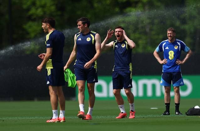 Andy Robertson of Scotland reacts Scotland Training Session and press conference, PK, Pressekonferenz 2026 FIFA World Cup, WM, Weltmeisterschaft, Fussball Football, Atrium Health Performance Park, Charlotte, USA - 10 Jun 2026Charlotte Atrium Health Performance Park United States of America EDITORIAL USE ONLY No use with unauthorised audio, video, data, fixture lists, club league logos or live services. Online in-match use limited to 120 images, no video emulation. No use in betting, games or single club league player publications. Copyright: xMichaelxZemanek Shutterstockx 16919987r
