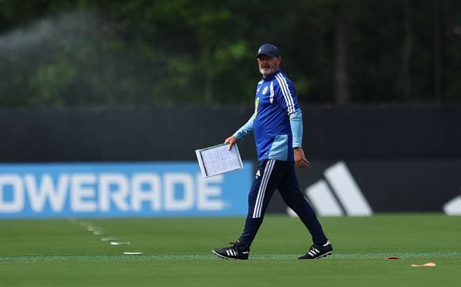 Steve Clarke head coach of Scotland Scotland Training Session and press conference, PK, Pressekonferenz 2026 FIFA World Cup, WM, Weltmeisterschaft, Fussball Football, Atrium Health Performance Park, Charlotte, USA - 10 Jun 2026Charlotte Atrium Health Performance Park United States of America EDITORIAL USE ONLY No use with unauthorised audio, video, data, fixture lists, club league logos or live services. Online in-match use limited to 120 images, no video emulation. No use in betting, games or single club league player publications. Copyright: xMichaelxZemanek Shutterstockx 16919987aa