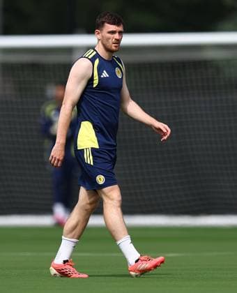 Andy Robertson of Scotland Scotland Training Session and press conference, PK, Pressekonferenz 2026 FIFA World Cup, WM, Weltmeisterschaft, Fussball Football, Atrium Health Performance Park, Charlotte, USA - 10 Jun 2026Charlotte Atrium Health Performance Park United States of America EDITORIAL USE ONLY No use with unauthorised audio, video, data, fixture lists, club league logos or live services. Online in-match use limited to 120 images, no video emulation. No use in betting, games or single club league player publications. Copyright: xMichaelxZemanek Shutterstockx 16919987ay