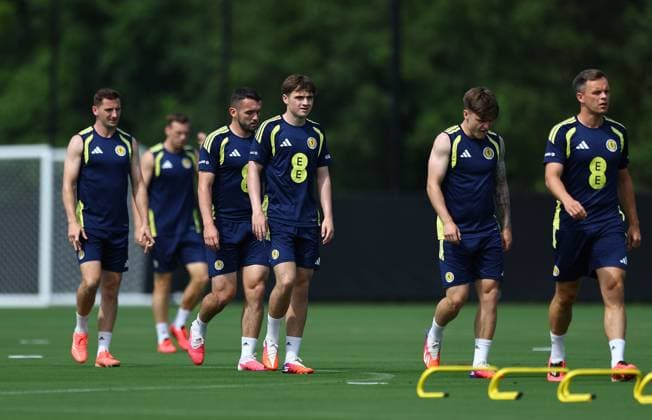 Findlay Curtis of Scotland Scotland Training Session and press conference, PK, Pressekonferenz 2026 FIFA World Cup, WM, Weltmeisterschaft, Fussball Football, Atrium Health Performance Park, Charlotte, USA - 10 Jun 2026Charlotte Atrium Health Performance Park United States of America EDITORIAL USE ONLY No use with unauthorised audio, video, data, fixture lists, club league logos or live services. Online in-match use limited to 120 images, no video emulation. No use in betting, games or single club league player publications. Copyright: xMichaelxZemanek Shutterstockx 16919987bd