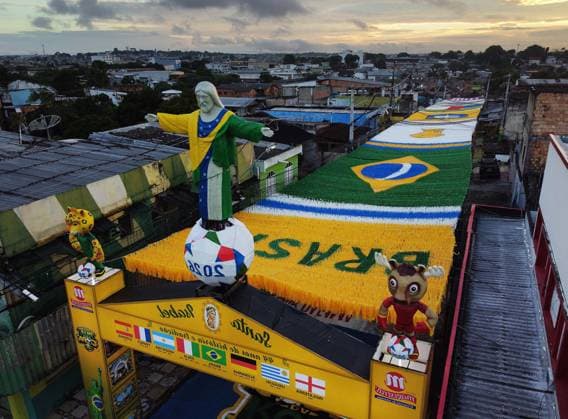 Moradores transformam Rua da Copa para a Copa do Mundo FIFA 2026 em Manaus A view of Santa Isabel Street, known locally as World Cup Street, decorated and painted by residents in celebration of the 2026 FIFA World Cup, WM, Weltmeisterschaft, Fussball in the Praca 14 neighborhood of Manaus, Amazonas state, Brazil, Wednesday, June 10, 2026. Photo: EDMAR BARROS ATO PRESS ESTADoO CONTEÃöDO Manaus Amazonas Brasil Copyright: xEdmarxBarrosx