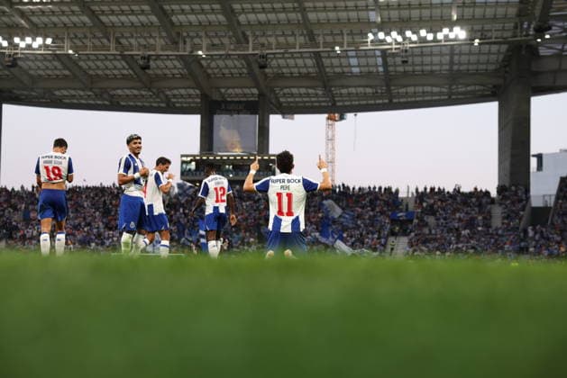July 25, 2026, Porto, Porto, Portugal: Porto, PORTUGAL - May 16: Pepe of FC Porto celebrates during the match during to the Primeira Liga match between FC Porto and CD Santa Clara at Estadio do Dragao on May 16, 2026 in Porto, Portugal Porto Portugal - ZUMAe141 20260725_zsp_e141_114 Copyright: xLuisxEirasx