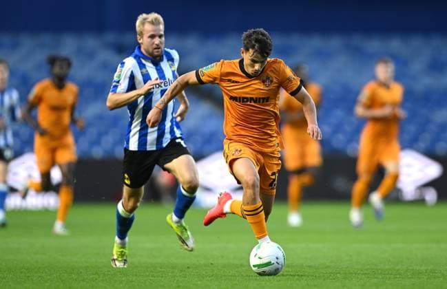 Rodrigo Gomes of Wolverhampton Wanderers bursts forward Sheffield Wednesday v Wolverhampton Wanderers, EFL Carabao Cup, Second Round, Football, Hillsborough, Sheffield, UK - 25 Aug 2026Sheffield Hillsborough United Kingdom EDITORIAL USE ONLY No use with unauthorised audio, video, data, fixture lists, club league logos or live services. Online in-match use limited to 120 images, no video emulation. No use in betting, games or single club league player publications. Copyright: xGreigxCowie Shutterstockx 17114999ae