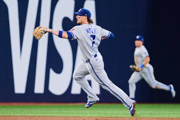 August 25, 2026, Toronto, On, Canada: Kansas City Royals shortstop Bobby Witt Jr. (7) makes the throw to second baseman Tyler Tolbert, not shown, to get the final out on Toronto Blue Jays Nathan Lukes and win the game during ninth inning MLB, Baseball Herren, USA baseball action in Toronto, on Tuesday, Aug. 25, 2026. Canada News - August 25, 2026 - ZUMAc35_ 20260825_zaf_c35_132 Copyright: xSammyxKoganx