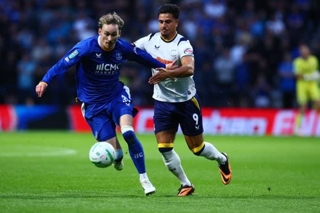 James Garner of Everton and Jusef Erabi of Preston North End Preston North End v Everton, EFL Carabao Cup, Second Round, Football, Deepdale, Preston, UK - 26 Aug 2026Preston Deepdale United Kingdom EDITORIAL USE ONLY No use with unauthorised audio, video, data, fixture lists, club league logos or live services. Online in-match use limited to 120 images, no video emulation. No use in betting, games or single club league player publications. Copyright: xPaulxCurrie Shutterstockx 17115055am