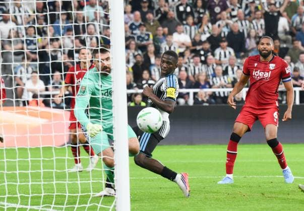 Bazoumana Toure of Newcastle United scores their first goal Newcastle United v West Bromwich Albion, EFL Carabao Cup, Second Round, Football, St James Park, Newcastle, UK - 26 Aug 2026Newcastle St James Park United Kingdom EDITORIAL USE ONLY No use with unauthorised audio, video, data, fixture lists, club league logos or live services. Online in-match use limited to 120 images, no video emulation. No use in betting, games or single club league player publications. Copyright: xRichardxLee Shutterstockx 17115059am
