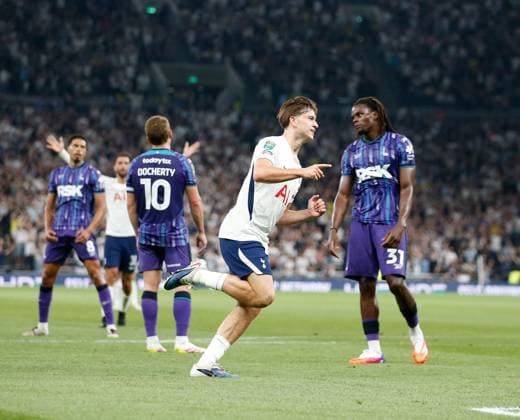 Mikey Moore of Tottenham Hotspur after scoring the opening goal of the game Tottenham Hotspur v Charlton Athletic, EFL Carabao Cup, Second Round, Football, Tottenham Hotspur Stadium, London, UK - 26 Aug 2026London Tottenham Hotspur Stadium United Kingdom EDITORIAL USE ONLY No use with unauthorised audio, video, data, fixture lists, club league logos or live services. Online in-match use limited to 120 images, no video emulation. No use in betting, games or single club league player publications. Copyright: xMattxImpey Shutterstockx 17115050ao