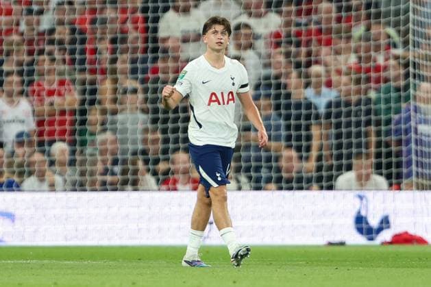 Mikey Moore of Tottenham Hotspur celebrates scoring his team s first goal Tottenham Hotspur v Charlton Athletic, EFL Carabao Cup, Second Round, Football, Tottenham Hotspur Stadium, London, UK, 26 08 2026, England - 26 Aug 2026London Tottenham Hotspur Stadium England United Kingdom EDITORIAL USE ONLY No use with unauthorised audio, video, data, fixture lists, club league logos or live services. Online in-match use limited to 120 images, no video emulation. No use in betting, games or single club league player publications. Copyright: xHanc WiredxPhotos Shutterstockx 17118212r
