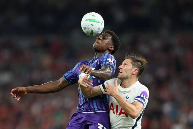 Micah Mbick of Charlton Athletic and Ben Davies of Tottenham Hotspur battle for possession of the ball Tottenham Hotspur v Charlton Athletic, EFL Carabao Cup, Second Round, Football, Tottenham Hotspur Stadium, London, UK, 26 08 2026, England - 26 Aug 2026London Tottenham Hotspur Stadium England United Kingdom EDITORIAL USE ONLY No use with unauthorised audio, video, data, fixture lists, club league logos or live services. Online in-match use limited to 120 images, no video emulation. No use in betting, games or single club league player publications. Copyright: xHanc WiredxPhotos Shutterstockx 17118212q