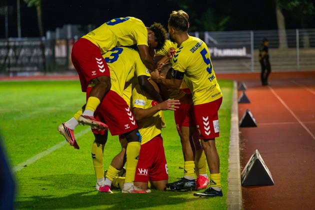Jubel zum 3:3 Ausgleichstreffer von Yehor Melenivskyi (SV Atlas Delmenhorst, 6), Freude, Emotionen, Torjubel, Deutschland: Fussball, Regionalliga Nord, Saison 2026 27, 5. Spieltag, 26.08.2026, SV Atlas Delmenhorst vs BSV Kickers Emden, Stadion an der Düsternortstraße (Delmenhorst, Niedersachsen) Copyright: xLeonxFrickx