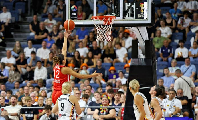v.l. Zeynep Sevval Guel (Tuerkei Damen 12), Emma Eichmeyer (Deutschland Damen 09),Alexandra Wilke (Deutschland Damen 03) , Patricia Brossmann (Deutschland Damen 34) Deutschland vs. Tuerkei, Basketball, DBB, Frauen, Freundschaftsspiel, 27.08.2026 Deutschland vs. Tuerkei, Basketball, DBB, Frauen, Freundschaftsspiel, 27.08.2026 Koeln Copyright: xEibner-Pressefotox xThomasxStoeckerx EP_TSR