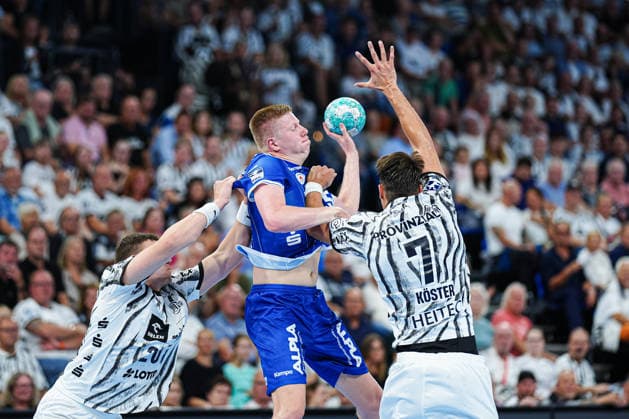 Lucas Laube (THW Kiel, 20), Niels Gerardus Versteijnen (TBV Lemgo-Lippe, 25), Julian Köster (THW Kiel, 07) GER, THW Kiel vs. TBV Lemgo-Lippe, Handball, 1. Bundesliga, Spieltag 1, Saison 2026 2027, 27.08.2026 GER, THW Kiel vs. TBV Lemgo-Lippe, Handball, 1. Bundesliga, Spieltag 1, Saison 2026 2027, 27.08.2026 Kiel Copyright: xEibner-Pressefoto MarcelxvonxFehrnx EP_MFN