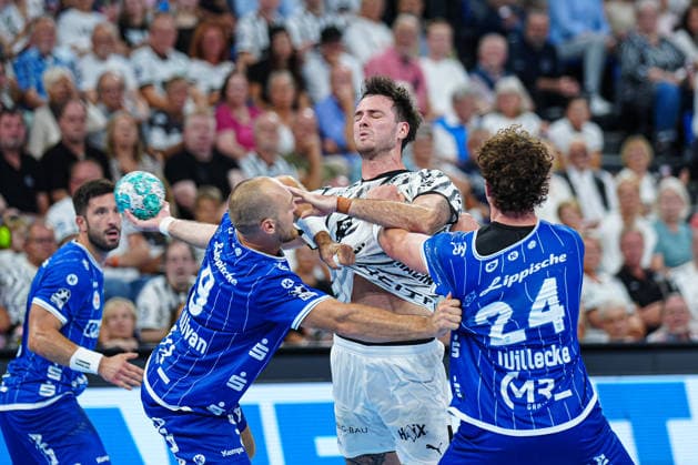 Christian OÂ Sullivan (TBV Lemgo-Lippe, 09), Veron Nacinovic (THW Kiel, 93), Joel Willecke (TBV Lemgo-Lippe, 24) GER, THW Kiel vs. TBV Lemgo-Lippe, Handball, 1. Bundesliga, Spieltag 1, Saison 2026 2027, 27.08.2026 GER, THW Kiel vs. TBV Lemgo-Lippe, Handball, 1. Bundesliga, Spieltag 1, Saison 2026 2027, 27.08.2026 Kiel Copyright: xEibner-Pressefoto MarcelxvonxFehrnx EP_MFN