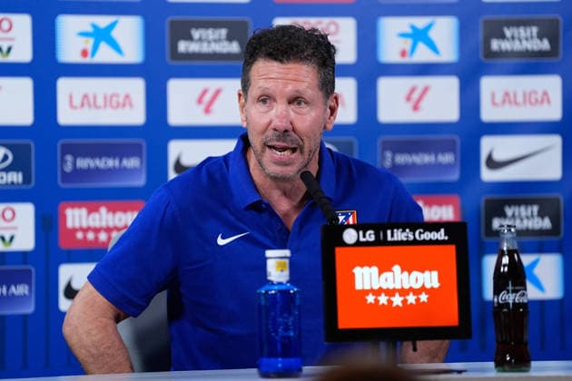 August 28, 2026, Madrid, Madrid, Spain: Diego Pablo Simeone, head coach of Atletico de Madrid, attends his press conference, PK, Pressekonferenz during a training session of Atletico de Madrid ahead the Spanish League, LaLiga EA Sports, match against Sevilla FC at Ciudad Deportiva Wanda Atletico de Madrid on August 28, 2026, in Madrid, Spain. Atletico De Madrid Training Session And Press Conference - Laliga Ea Sports - ZUMAa181 20260828_zaa_a181_067 Copyright: xDennisxAgyemanx