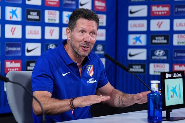 August 28, 2026, Madrid, Madrid, Spain: Diego Pablo Simeone, head coach of Atletico de Madrid, attends his press conference, PK, Pressekonferenz during a training session of Atletico de Madrid ahead the Spanish League, LaLiga EA Sports, match against Sevilla FC at Ciudad Deportiva Wanda Atletico de Madrid on August 28, 2026, in Madrid, Spain. Atletico De Madrid Training Session And Press Conference - Laliga Ea Sports - ZUMAa181 20260828_zaa_a181_072 Copyright: xDennisxAgyemanx