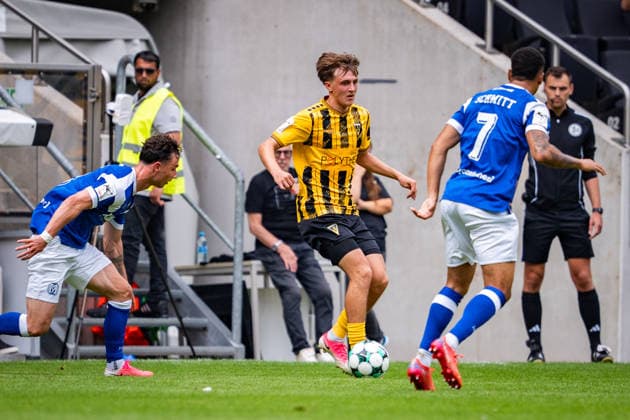 Am Ball Kacper Koscierski (Alemannia Aachen, 29) Alemannia Aachen vs. SV Meppen, Fussball, 3. Liga, 3. Spieltag, Saison 2026 2027, 29.08.2026 DFB REGULATIONS PROHIBIT ANY USE OF PHOTOGRAPHS AS IMAGE SEQUENCES AND OR QUASI-VIDEO Alemannia Aachen vs. SV Meppen, Fussball, 3. Liga, 3. Spieltag, Saison 2026 2027, 29.08.2026 Aachen Copyright: xEibner-Pressefoto J.xDerondeaux EP_JDU