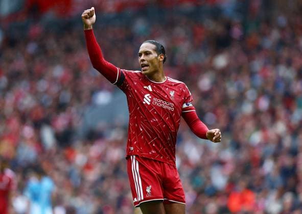 Virgil van Dijk of Liverpool Liverpool v Nottingham Forest, Premier League Football, Football, Anfield, Liverpool, UK - 29 Aug 2026Liverpool Anfield United Kingdom EDITORIAL USE ONLY No use with unauthorised audio, video, data, fixture lists, club league logos or live services. Online in-match use limited to 120 images, no video emulation. No use in betting, games or single club league player publications. Copyright: xMattxWest Shutterstockx 17118964az