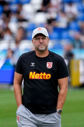 Sascha Hildmann (Trainer, Cheftrainer, Regensburg), Einzelbild, Einzelfoto, Aktion, Action, 29.08.2026, Sinsheim (Deutschland), Fussball, 3. Liga, TSG 1899 Hoffenheim II - SSV Jahn Regensburg, DFB DFL REGULATIONS PROHIBIT ANY USE OF PHOTOGRAPHS AS IMAGE SEQUENCES AND OR QUASI-VIDEO.