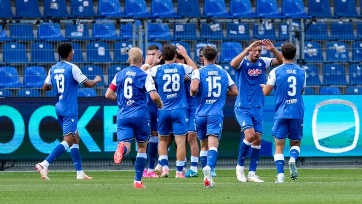 Spieler der TSG 1899 Hoffenheim II (U23), jubeln über das Tor zum 1:0, Jubel, Torjubel, Torerfolg, celebrate the goal, goal, celebration, jubelt ueber das Tor, Freuen, Freude, freut sich, optimistisch, positiv, Spielszene, Highlight, Action, Aktion, 29.08.2026, Sinsheim (Deutschland), Fussball, 3. Liga, TSG 1899 Hoffenheim II - SSV Jahn Regensburg, DFB DFL REGULATIONS PROHIBIT ANY USE OF PHOTOGRAPHS AS IMAGE SEQUENCES AND OR QUASI-VIDEO.