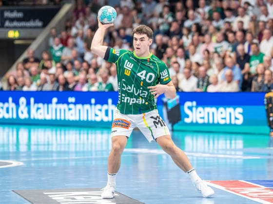 Elias Newel (Frisch Auf Goeppingen, 40) am Ball, Frisch Auf Goeppingen vs. HC Erlangen, Handball, 1. Bundesliga, Herren, Spielzeit 2026 2027, 29.08.2026, Frisch Auf Goeppingen vs. HC Erlangen, Handball, 1. Bundesliga, Herren, Spielzeit 2026 2027, 29.08.2026 Goeppingen Copyright: xEibner-Pressefoto MichaelxSchmidx EP_MST