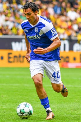 Niclas Nadj (SV Meppen, 40) am Ball, Spielszene, Freisteller, Ganzkörper, Einzelbild, Aktion, Action, 29.08.2026, Aachen (Deutschland), Fussball, 3. Liga, TSV Alemannia Aachen - SV Meppen, Fussball, 3. Liga, TSV Alemannia Aachen - SV Meppen, DFB DFL REGULATIONS PROHIBIT ANY USE OF PHOTOGRAPHS AS IMAGE SEQUENCES AND OR QUASI-VIDEO.