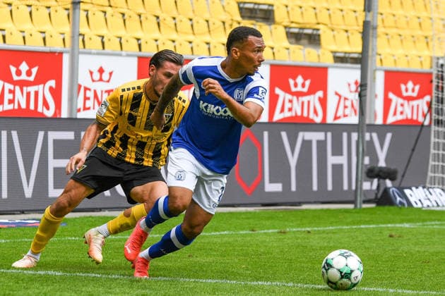 v.li.: Petros Bagkalianis (Alemania Aachen, 2), Oliver Schmitt (SV Meppen, 7), Zweikampf, Duell, duel, tackle, tackling, Dynamik, Action, Aktion, 29.08.2026, Aachen (Deutschland), Fussball, 3. Liga, TSV Alemannia Aachen - SV Meppen, Fussball, 3. Liga, TSV Alemannia Aachen - SV Meppen, DFB DFL REGULATIONS PROHIBIT ANY USE OF PHOTOGRAPHS AS IMAGE SEQUENCES AND OR QUASI-VIDEO.