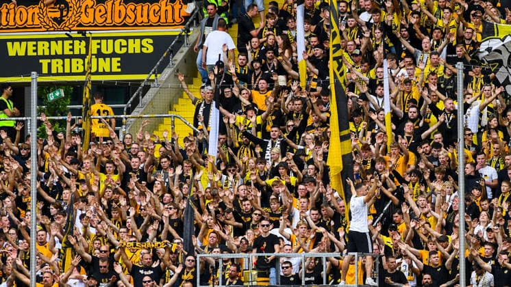 Die Aachener Fankurve, Fans, Publikum, Zuschauer, Stimmung, Atmosphäre, Stadion, 29.08.2026, Aachen (Deutschland), Fussball, 3. Liga, TSV Alemannia Aachen - SV Meppen, Fussball, 3. Liga, TSV Alemannia Aachen - SV Meppen, DFB DFL REGULATIONS PROHIBIT ANY USE OF PHOTOGRAPHS AS IMAGE SEQUENCES AND OR QUASI-VIDEO.