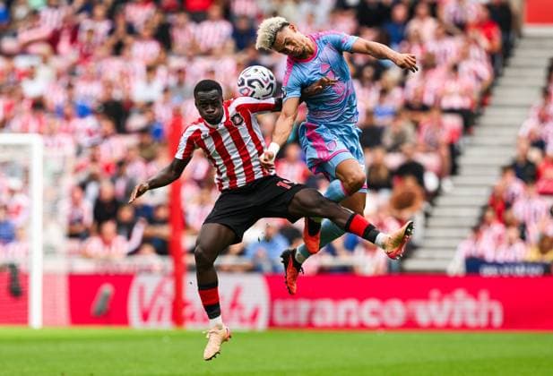 Habib Diarra of Sunderland and Antonee Robinson of Fulham Sunderland v Fulham, Premier League Football, Football, Stadium of Light, Sunderland, UK - 30 Aug 2026Sunderland Stadium of Light United Kingdom EDITORIAL USE ONLY No use with unauthorised audio, video, data, fixture lists, club league logos or live services. Online in-match use limited to 120 images, no video emulation. No use in betting, games or single club league player publications. Copyright: xGreigxCowie Shutterstockx 17119085cz