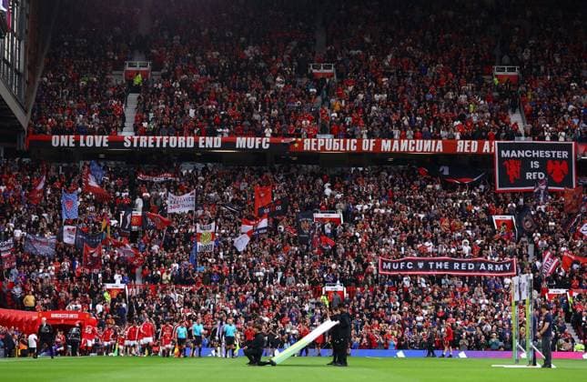 The two teams make their way on to the pitch ahead of the match Manchester United, ManU v Ipswich Town, Premier League Football, Football, Old Trafford, Manchester, UK - 30 Aug 2026Manchester Old Trafford United Kingdom EDITORIAL USE ONLY No use with unauthorised audio, video, data, fixture lists, club league logos or live services. Online in-match use limited to 120 images, no video emulation. No use in betting, games or single club league player publications. Copyright: xMattxWest Shutterstockx 17119118u