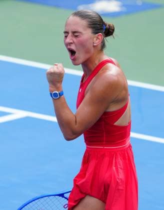Marta Kostyuk celebrates her first round win over Storm Hunter 2026 US Open, Day One, USTA Billie Jean King National Tennis Center, New York, USA - 30 Aug 2026New York USTA Billie Jean King National T New York (NY) United States of America EDITORIAL USE ONLY No use with unauthorised audio, video, data, fixture lists, club league logos or live services. Online in-match use limited to 120 images, no video emulation. No use in betting, games or single club league player publications. Copyright: xJavierxGarcia Shutterstockx 17124546bb