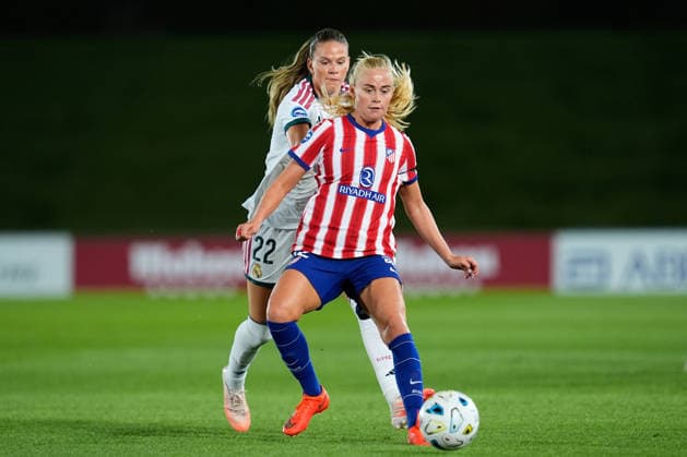 August 30, 2026, Valdebebas, Madrid, Spain: Bella Andersson of Real Madrid CF and Kathrine Moller Kuhl of Atletico de Madrid compete for the ball during the Spanish Women League, Liga F, football match played between Real Madrid and Atletico De Madrid at Alfredo Di Stefano stadium on August 30, 2026, in Valdebebas, Madrid, Spain. Real Madrid V Atletico De Madrid - Liga F - ZUMAa181 20260830_zaa_a181_325 Copyright: xDennisxAgyemanx