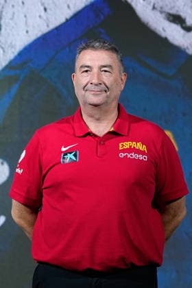 August 31, 2026, Madrid, Madrid, Spain: Miguel Mendez, head coach of Spain, attends during the farewell ceremony for the Spanish women s national basketball team ahead of the 2026 FIBA Women s Basketball World Cup in Berlin, at Endesa Headquarters on August 31, 2026, in Madrid, Spain. Farewell Ceremony Spanish Women s National Basketball Team - FIBA World Cup 2026 - ZUMAa181 20260831_zaa_a181_031 Copyright: xDennisxAgyemanx